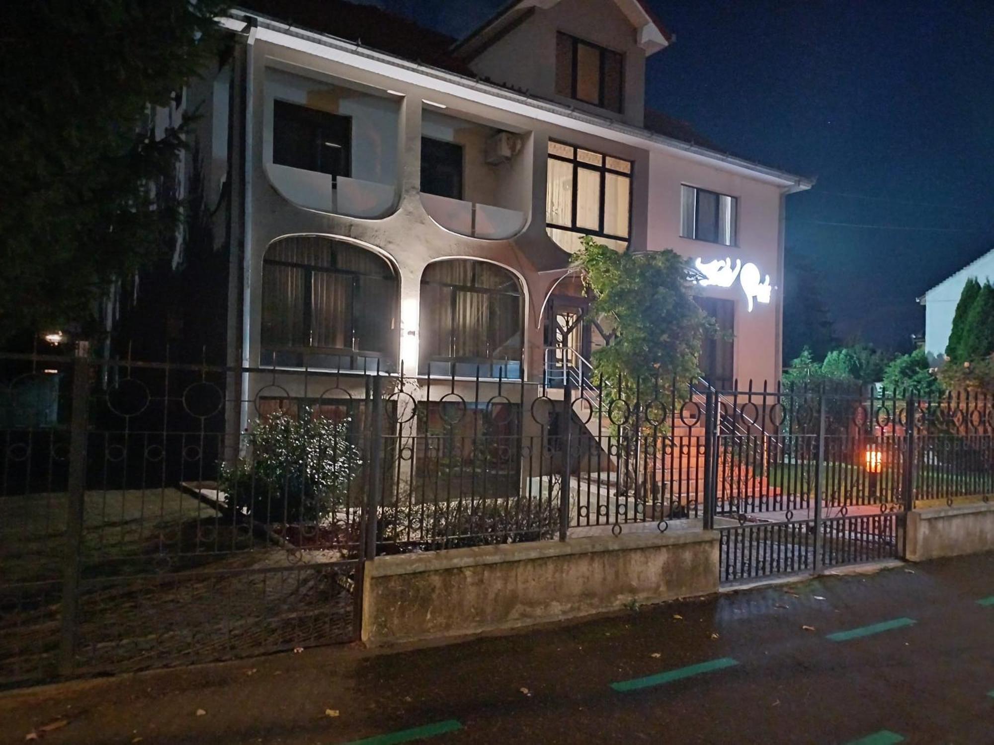 Hotel Perla 萨图马雷 外观 照片