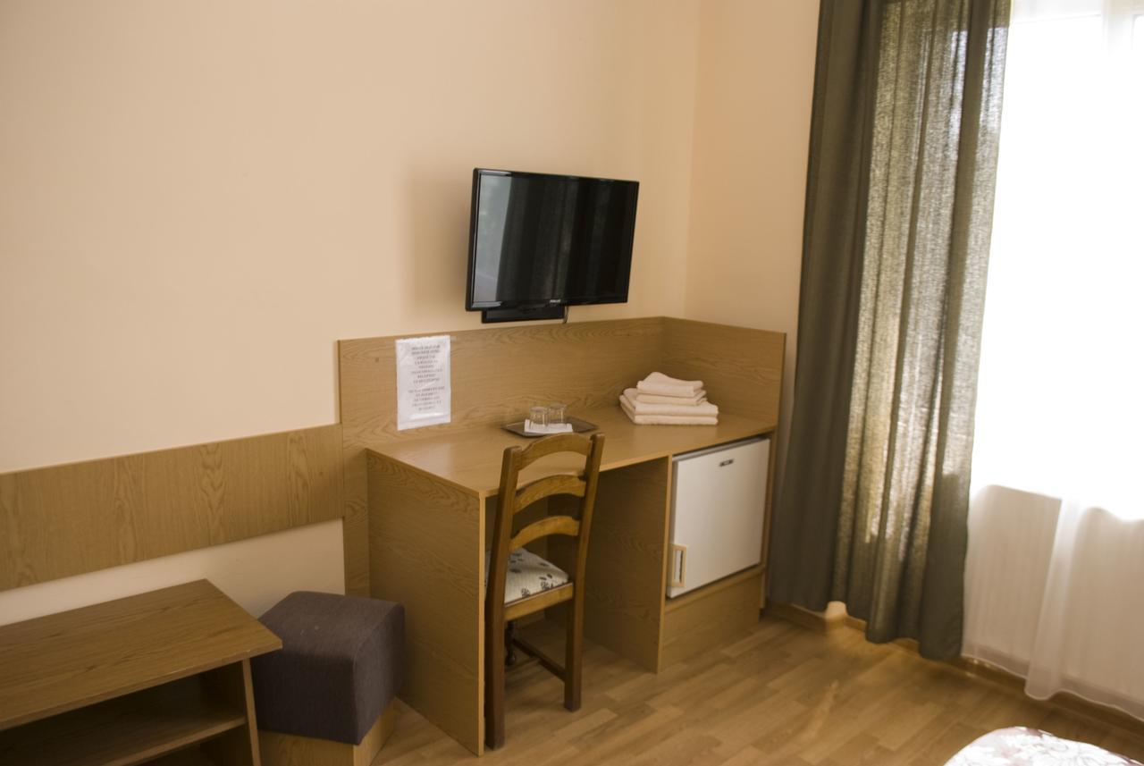 Hotel Perla 萨图马雷 外观 照片